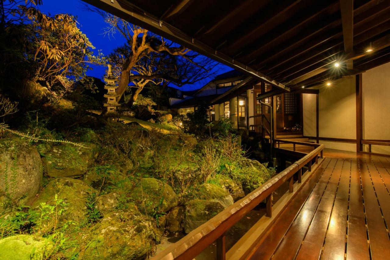Shirakabeso Hotel อิซุ ภายนอก รูปภาพ
