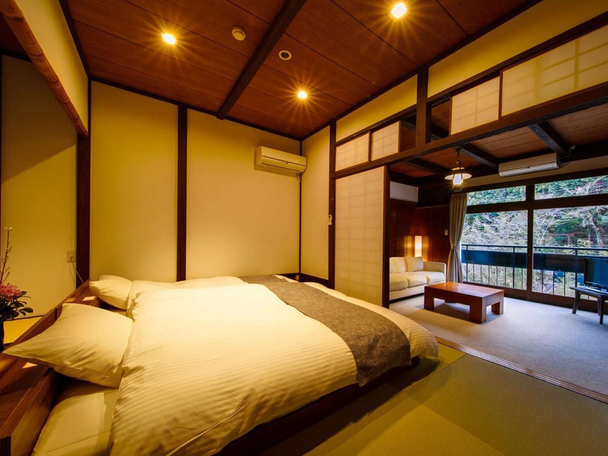 Shirakabeso Hotel อิซุ ภายนอก รูปภาพ